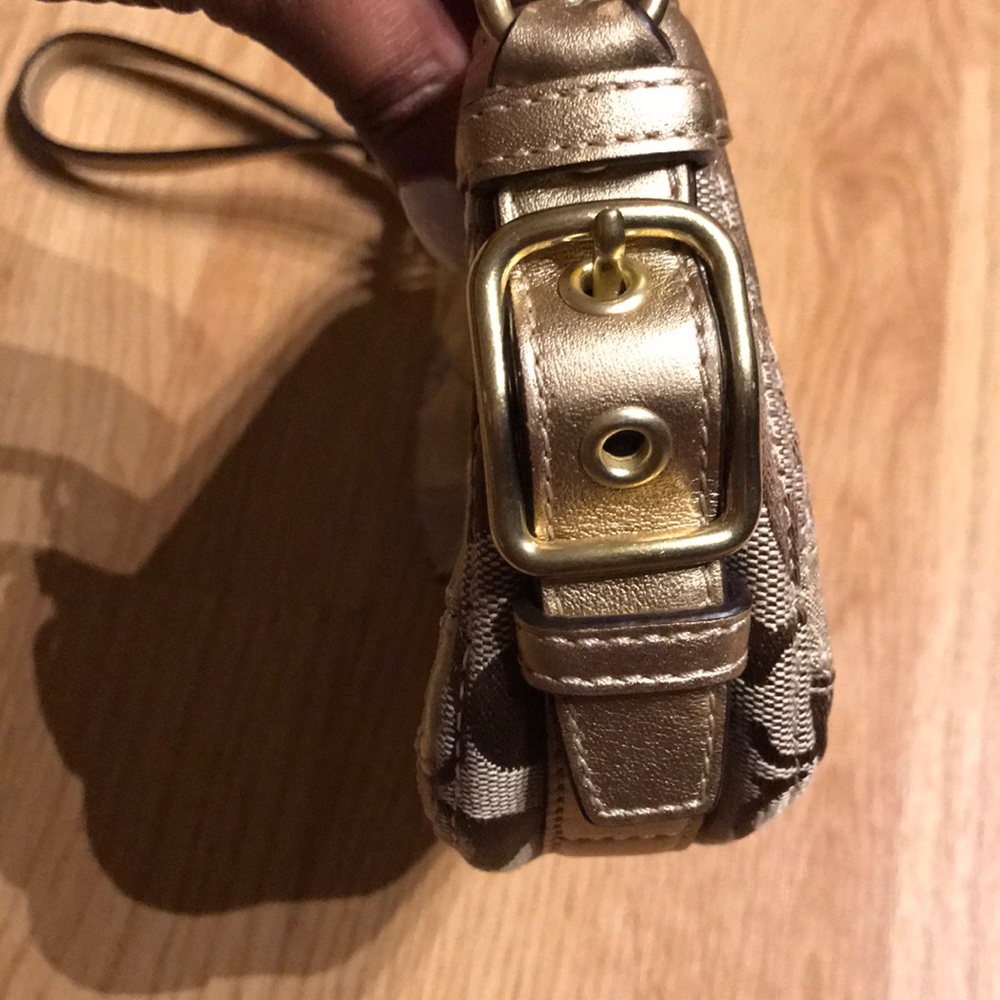 Coach Purse - Picture 8 of 8